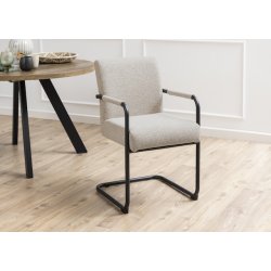 Sille spisebordsstol med armln og beige mbelstof