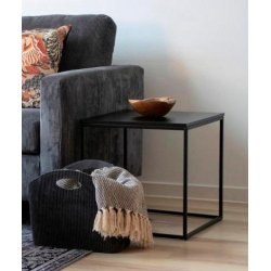 Valencia hjrnebord 45 x 45 cm i sort metalstel og med sort bordplade. 