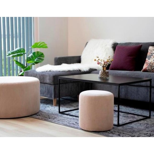 Valencia sofabord 90 x 60 cm i sort metalstel og med sort bordplade. 