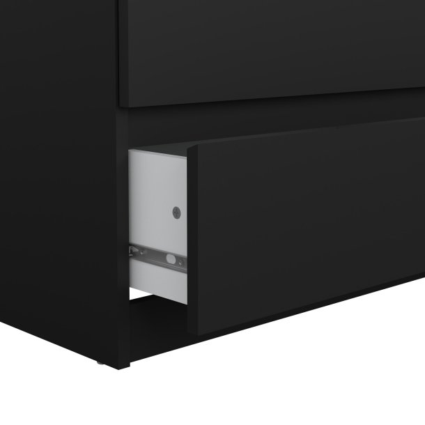 Nibe 150 cm bred kommode mat sort med 6 skuffer.