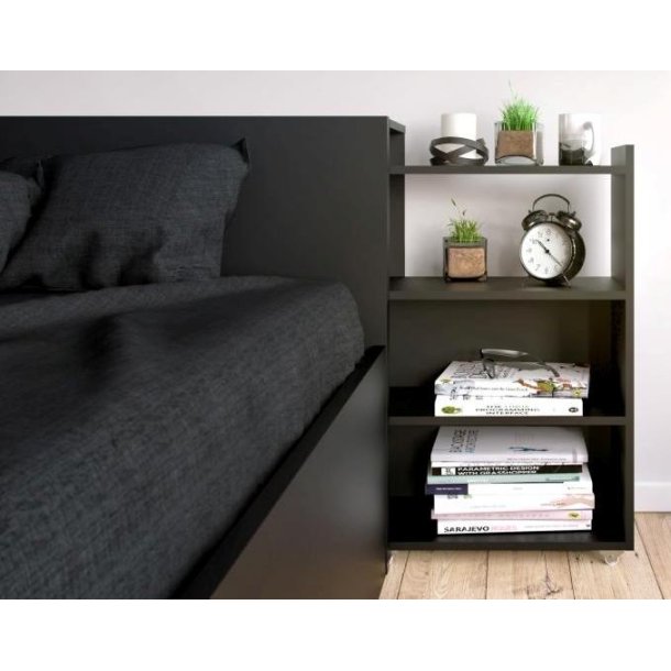 Nibe 160 cm hovedgavl mat sort med 2 skabe p� hjul til opbevaring.