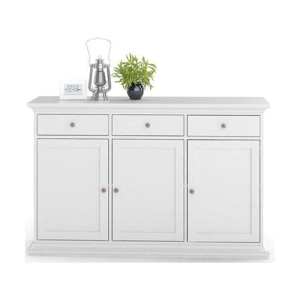 Frisenborg 144 cm bred hvid sknk med 3 skabe og 3 skuffer.