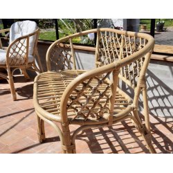 Capri kurvembelst i natur-rattan med sofa, bord og 2 stole 