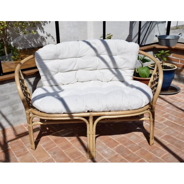 Capri kurvembelst i natur-rattan med sofa, bord og 2 stole 