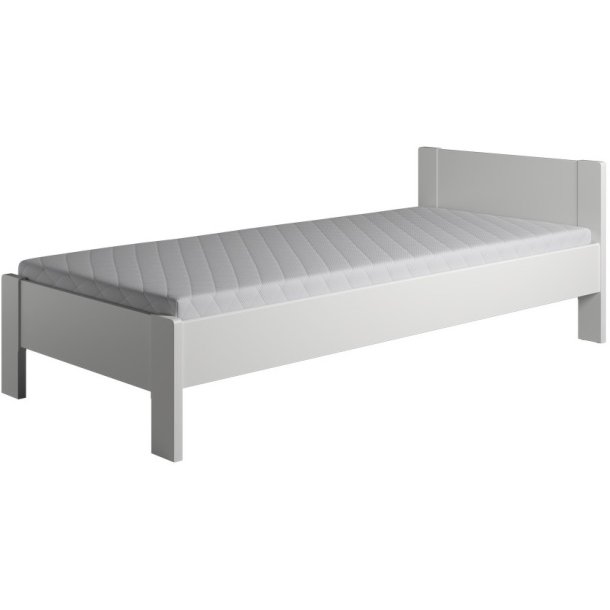 Krone seng med 1 gavl som enkelt og dobbeltseng bredde fra 70-180 cm og lngde fra 190-210 cm.