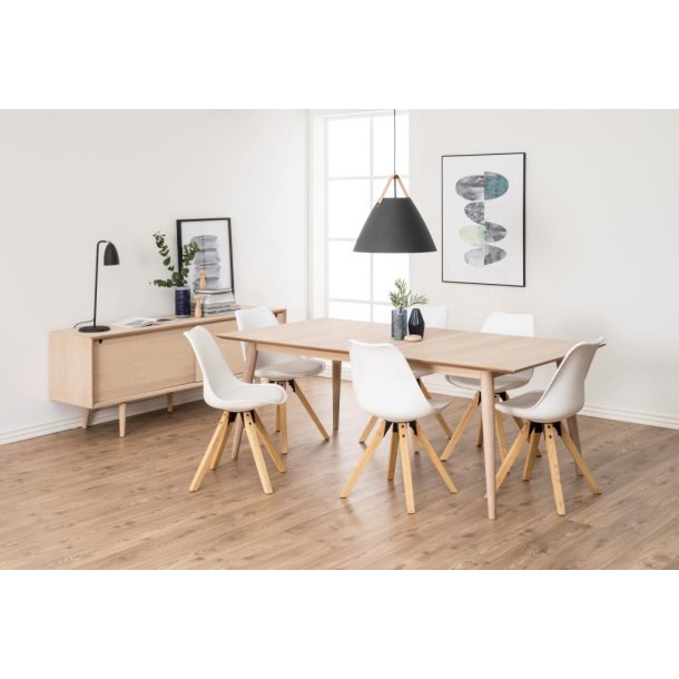 Liseleje 180 cm sk�nk eg med 2 skyded�re med integrerede greb.