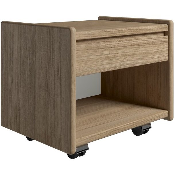 Krone sengebord 50 cm bred i olieret egefiner med 1 skuffe og 1 rum  - Dansk produceret.