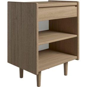 Krone sengebord 50 cm bred i olieret egefiner med 1 skuffe og 1 hylde  - Dansk produceret.