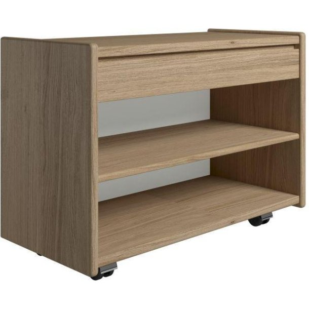 Krone 80 cm bredt sengebord  i olieret egefiner med 1 skuffe og 1 hylde  - Dansk produceret.