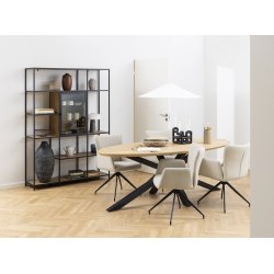 Sofie spisebordsstol med armln og drejefod i lys beige mbelstof