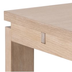 Tisvilde spisebord 200 x 100  cm i hvidpigmenteret olieret egefiner med ben i massiv ege tr.