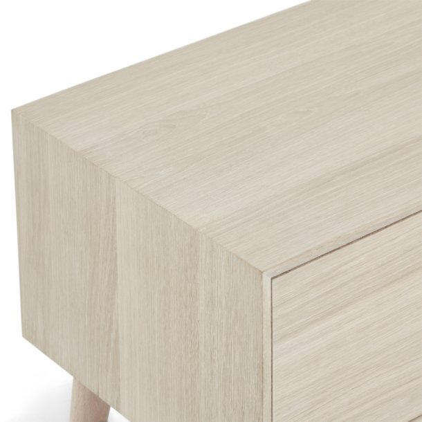 Egeskov TV bord i hvidolieret ege finr 160 x 42 cm med opbevaring og soft close