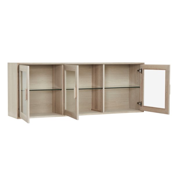 Egeskov hængevitrine i hvidolieret ege finér 160 x 60 cm med 3 skabe med indbygget LED lys