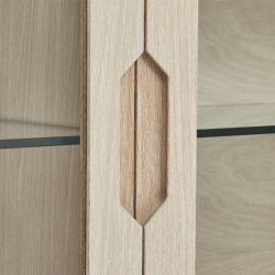 Tsinge hngevitrine i hvidrolieret ege finr 180x60 cm, 3 skabe med softclose og indbygget LED lys