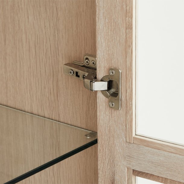 Tsinge vitrineskab i hvidolieret ege finr 190 x 100 cm med soft close og indbygget LED lys