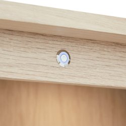 Tsinge sknk i hvidolieret ege finr 146 x 124 cm med soft close og indbygget LED lys