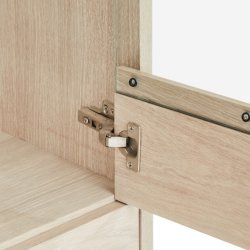 Tsinge sknk i hvidolieret ege finr 146 x 124 cm med soft close og indbygget LED lys