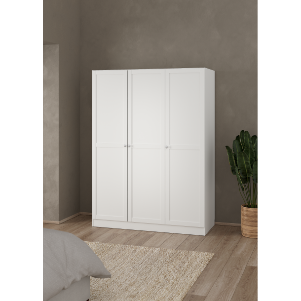 Viborg garderobeskab 147 cm bredt med 3 dre i hvid
