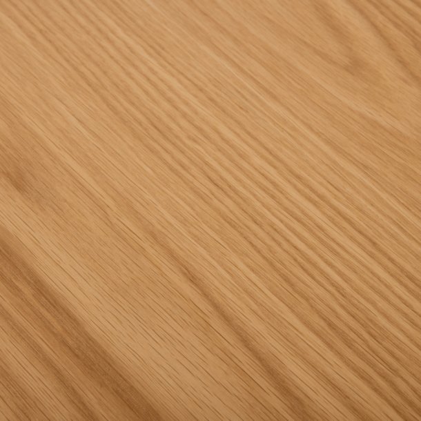 Tsinge hngevitrine i naturolieret ege finr 180x 60 cm, 3 skabe med softclose og indbygget LED lys