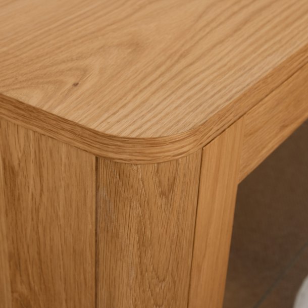 Tsinge hngevitrine i naturolieret ege finr 180x 60 cm, 3 skabe med softclose og indbygget LED lys