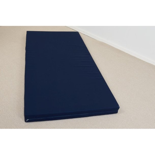 Karat Plus vendbar skummadras 120 x 200 cm med vaskbart kraftigt marineblt bomuldsbetrk