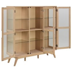 Vitrineskab, model Ambrosius, 140 cm bredt i hvidolieret egetr�sfiner med 3 glasd�re