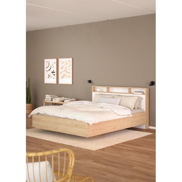 Estate dobbeltseng 140 x 190 cm i hvid egelook m hovedg�rde