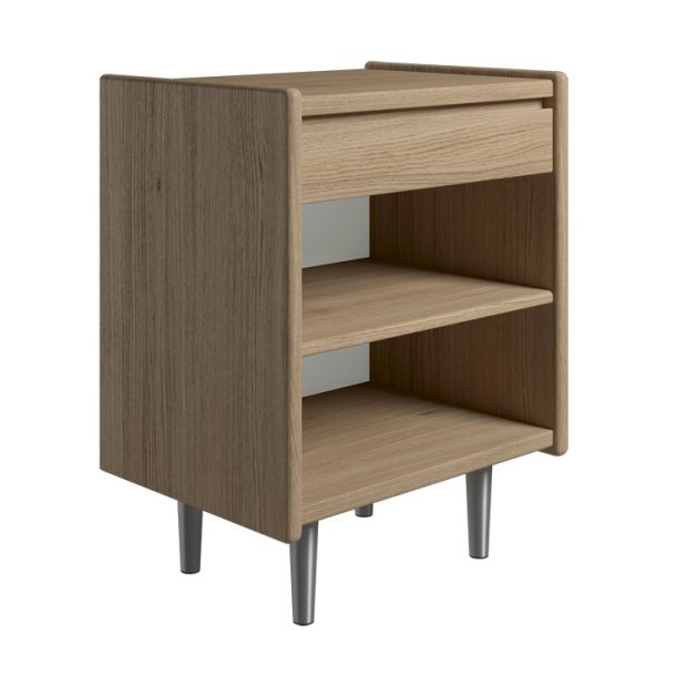 Krone sengebord 50 cm bred i olieret egefiner med 1 skuffe og 1 hylde  - Dansk produceret.